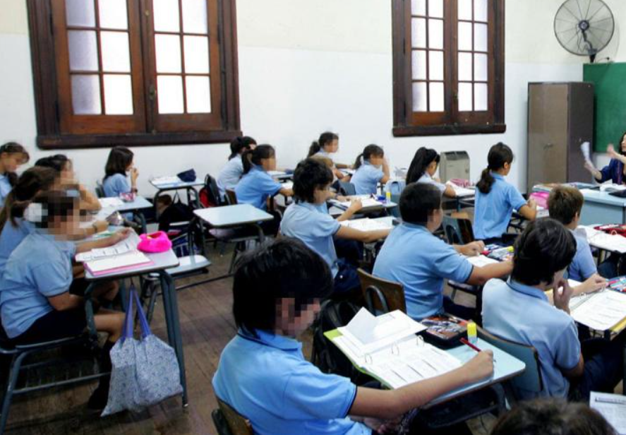 Colegios bonaerenses y porteños podrán aumentar hasta 30% las cuotas desde marzo de 2024 | Economía