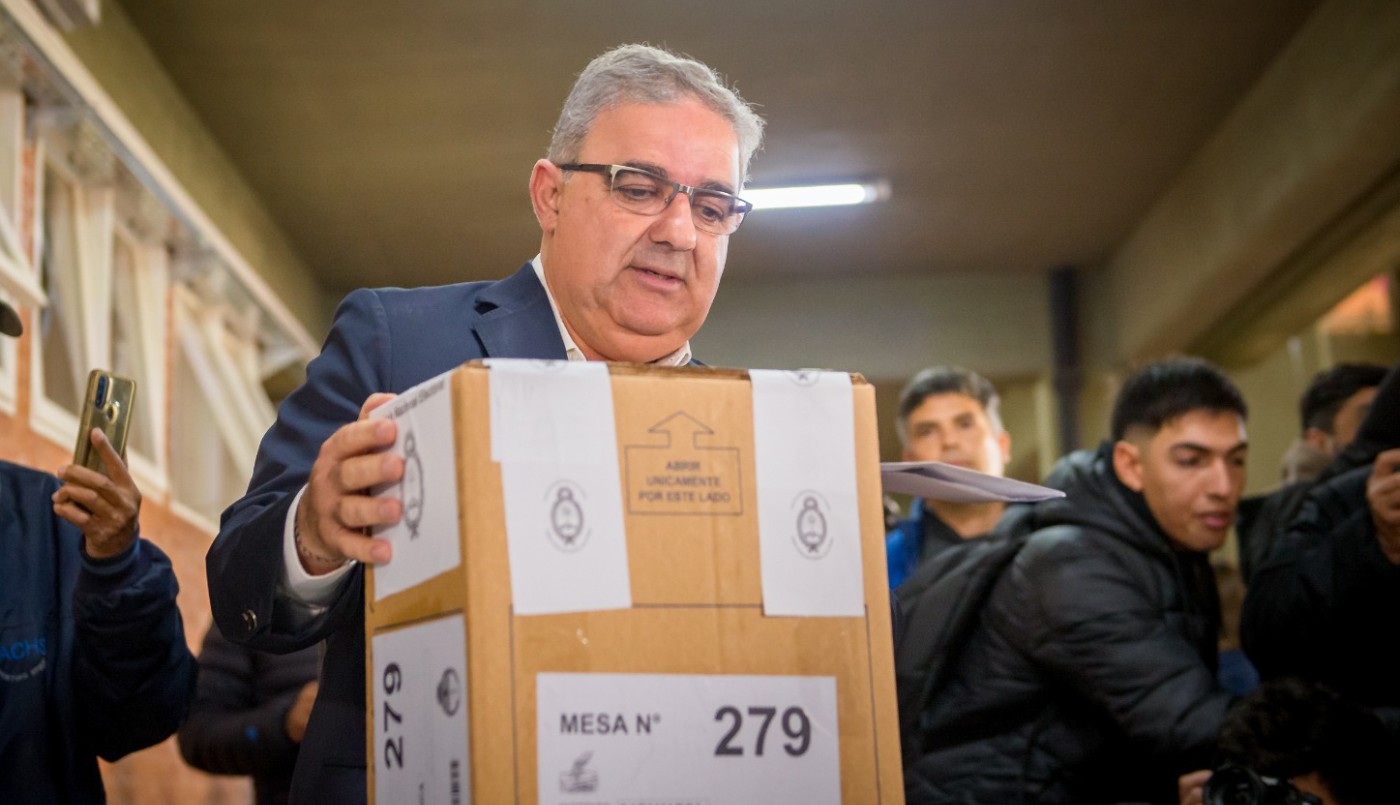 Catamarca reglamentó por ley la prohibición de las reelecciones indefinidas | Política