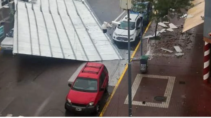 Bahía Blanca: murieron trece personas en medio de un intenso temporal | Actualidad