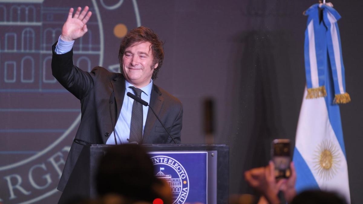 Milei recibe el martes por primera vez a los gobernadores | Política