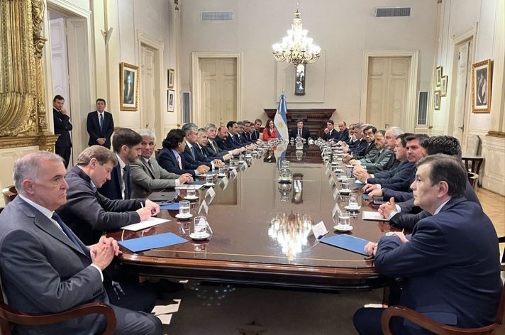 Cumbre clave entre Milei y los gobernadores | Política