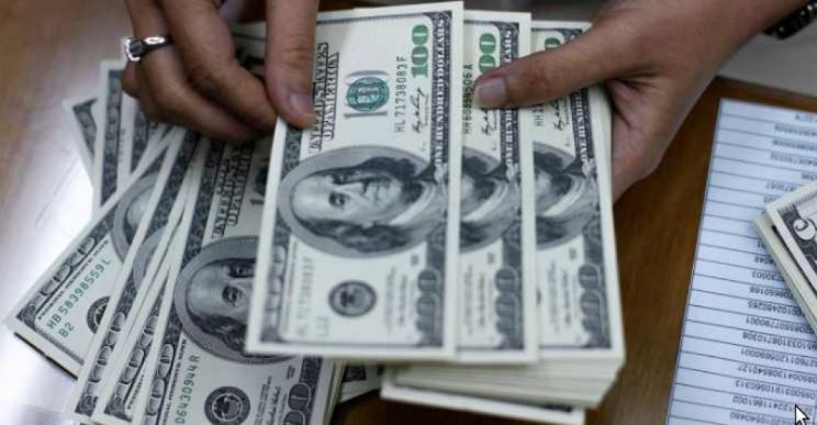 El dólar blue cerró la semana estable y por debajo de la cotización que alcanzó en el cambio de Gobierno | Economía