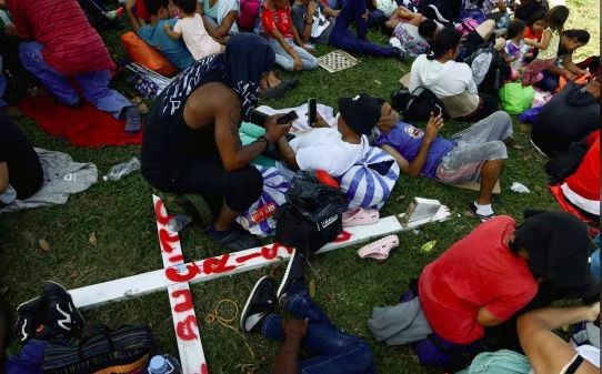 México: La caravana de migrantes pasó la Nochebuena en la ruta antes de avanzar a EEUU | Internacionales