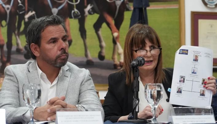 En la previa a la marcha de la CGT, Bullrich le pidió a los trabajadores "colaboración para que el país salga adelante" | Política