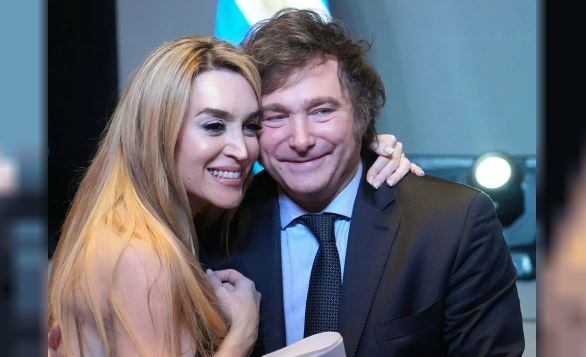 Milei publicó videos de Fátima Florez junto al público en Mar del Plata | Política