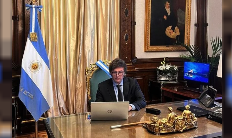 Milei se reúne con sus legisladores en busca de acelerar el tratamiento de la "Ley Ómnibus" | Política