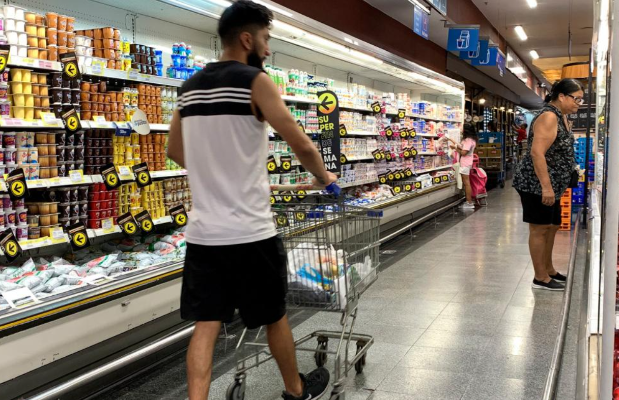 El Indec difunde la inflación de diciembre: también el acumulado de 2023 que superaría 200% | Economía