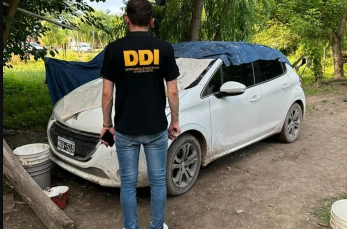 Crimen de la adolescente en Virrey del Pino: el auto de los prófugos fue usado en nueve entraderas | Actualidad