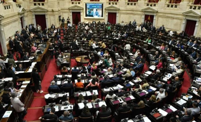El Gobierno extendió las sesiones extraordinarias hasta el 15 de febrero para poder aprobar la Ley Ómnibus | Política