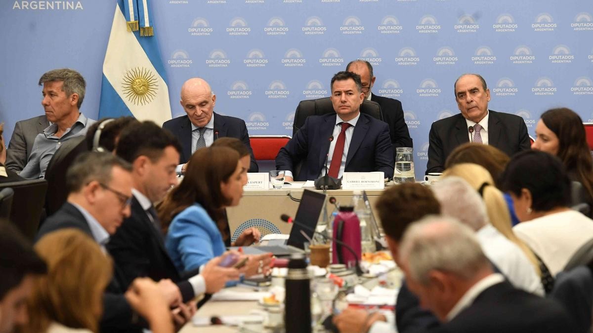 Ley Ómnibus:  los principios de acuerdo entre el oficialismo y los bloques dialoguistas | Política