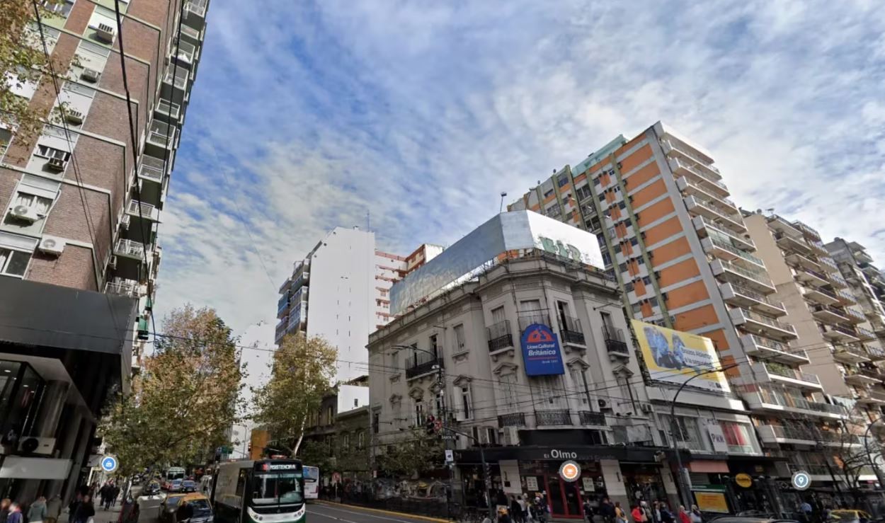 Recoleta: un hombre se atrincheró en la terraza de un edificio con su hijo con autismo | Actualidad