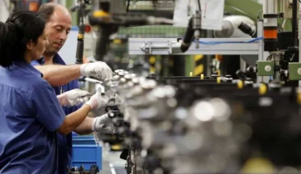 La industria Pyme se desploma 26,9% anual en diciembre y 2023 cierra con caída de 2,6% | Economía