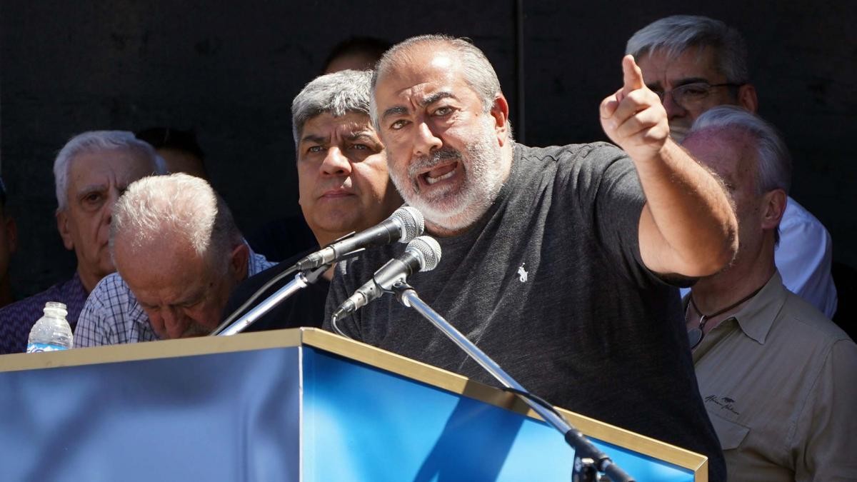 Daer advirtió a los diputados por la Ley Ómnibus: "No actúen en la oscuridad, miren al pueblo a la cara" | Política