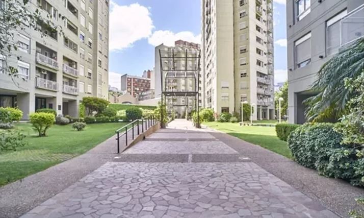 Asaltaron un edificio de Almagro donde vivía Javier Milei | Actualidad