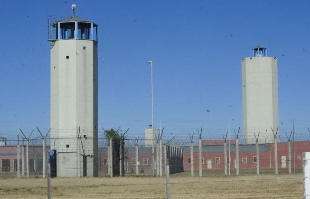 Un agente penitenciario quiso ingresar psicofármacos a la cárcel de Bouwer | Actualidad