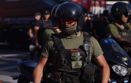 Bullrich anticipa que habrá sanciones a efectivos que hayan usado distintivos partidarios | Política