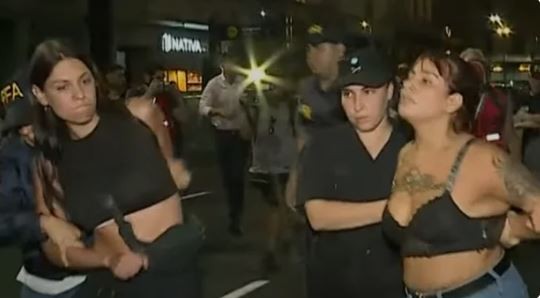 Liberaron a cuatro mujeres detenidas anoche en los incidentes en adyacencias del Congreso | Actualidad