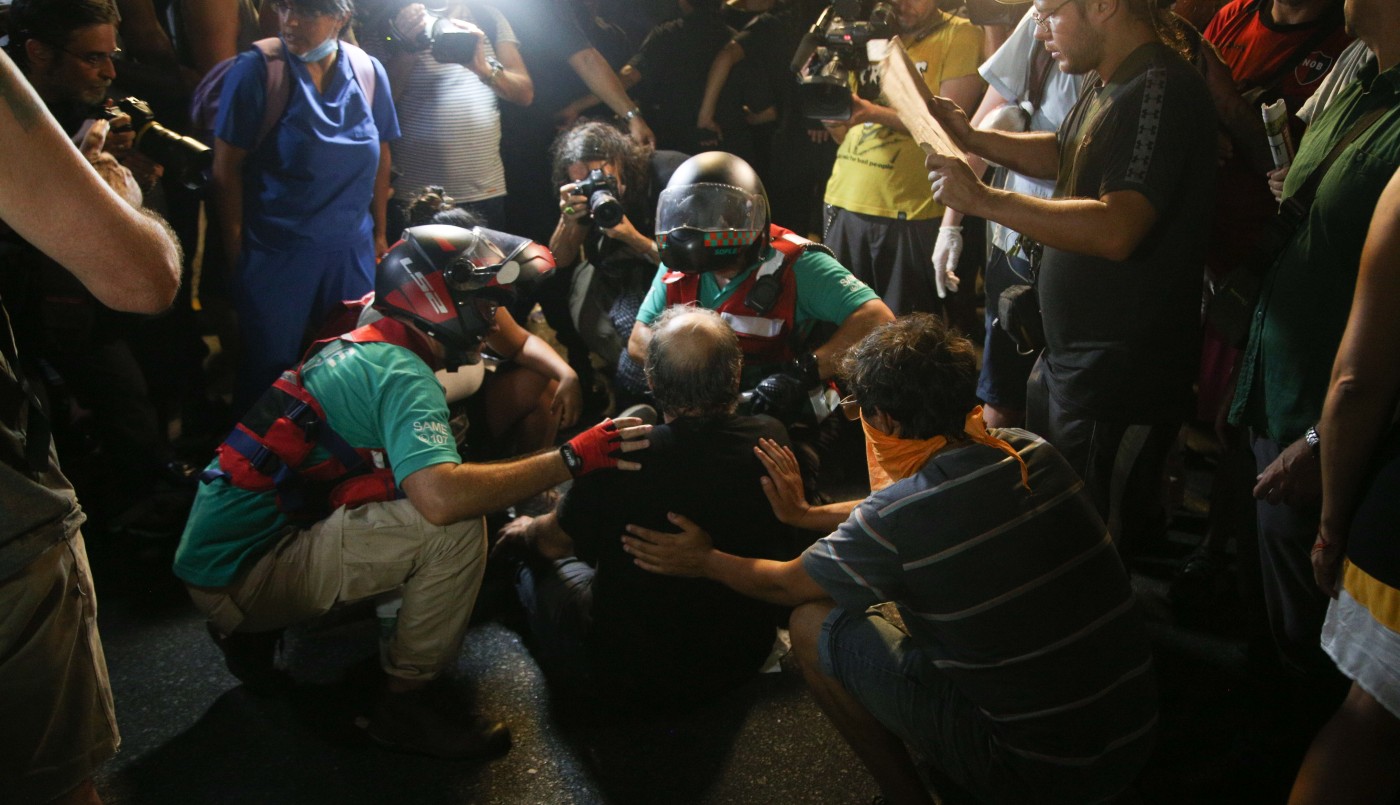 Congreso: Eduardo Belliboni se descompuso en la protesta y fue trasladado por el SAME | Política