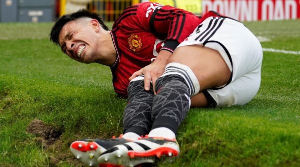 Manchester United confirmó la lesión que sufrió Lisandro Martínez: cuánto tiempo estará inactivo | Deportes
