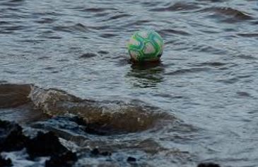 Se arrojó al río a buscar una pelota y se ahogó | Actualidad