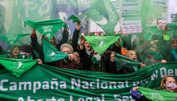 La Libertad Avanza presentó un proyecto de Ley para derogar el aborto legal | Política