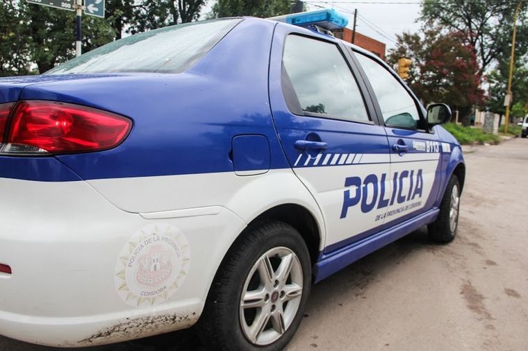 Tras un robo, denuncia que policías se quedaron con joyas valuadas en millones | Actualidad