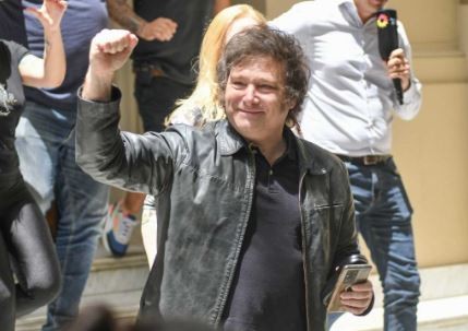 "Estamos a nada de la dolarización", aseguró Milei | Política