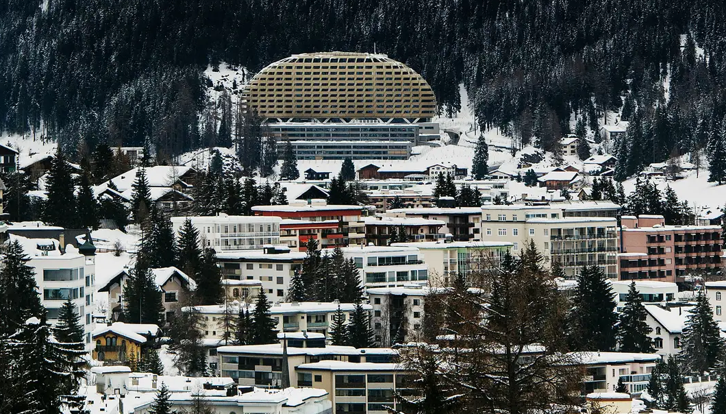 Un hotel suizo investigado por negarse a alquilar material para deportes de invierno a judíos | Internacionales