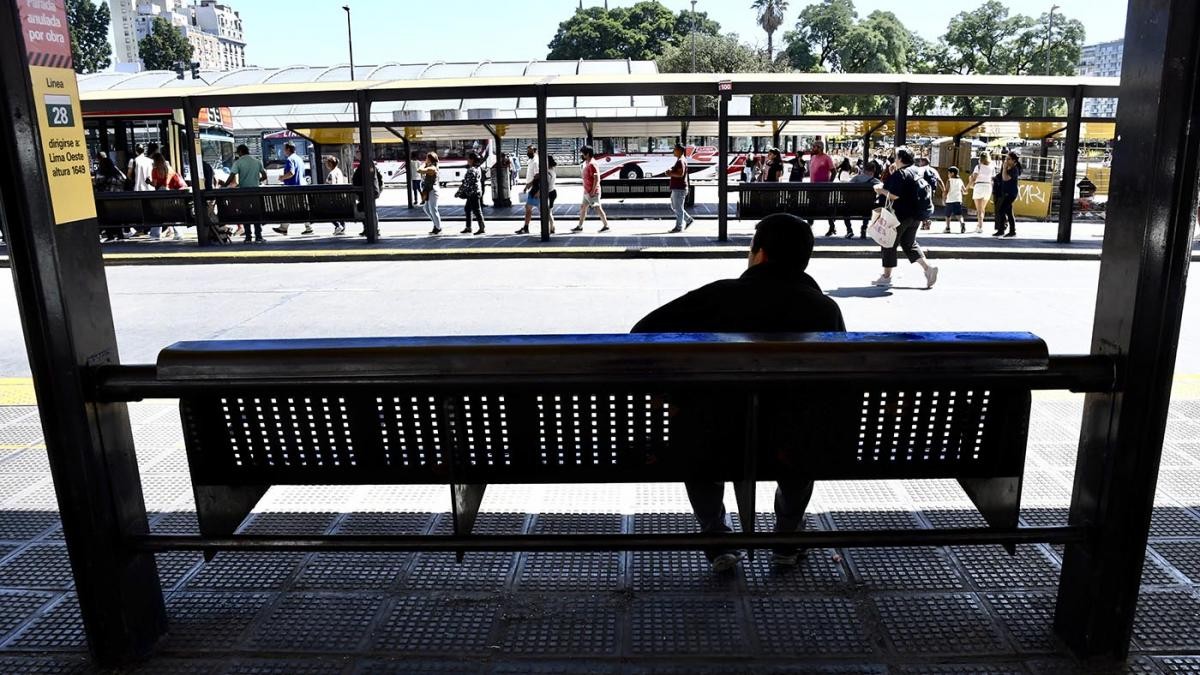 Subsidios: empresas de colectivos de AMBA advirtieron que "los servicios se paralizarán en pocos días" | Economía