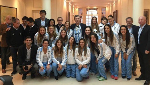 Macri recibió a las Leonas, otra vez campeonas | Deportes