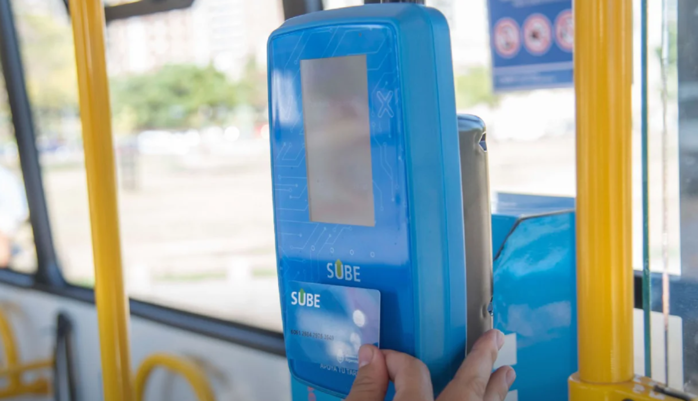 Cómo cargar la Tarjeta SUBE en el colectivo | Actualidad