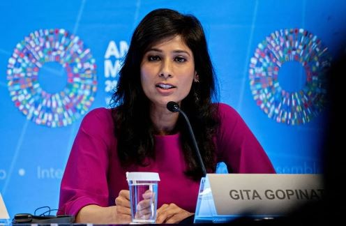 El FMI dijo que las medidas del Gobierno “comienzan a dar fruto” y advirtió: “El camino por recorrer sigue siendo difícil” | Política