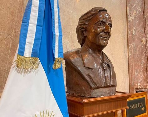 Villarruel hizo retirar un busto de Néstor Kirchner del Senado: "Yo no soy su viuda" | Política