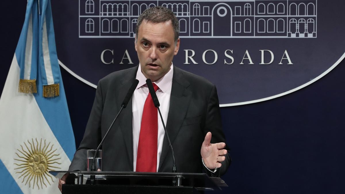 "Un ataque a los argentinos": Adorni, sobre la amenaza de Chubut de cortar el petróleo y el gas | Política