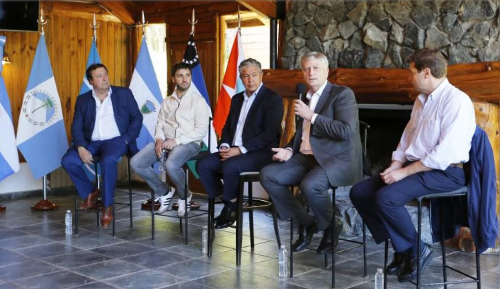 Se reúnen gobernadores patagónicos en medio del conflicto con Nación por el recorte de fondos | Política