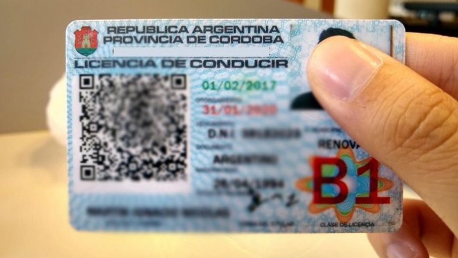 Por falta de insumos, Córdoba emitirá las licencias de conducir en formato digital | Actualidad
