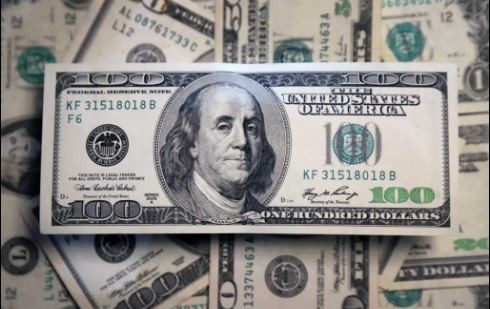 La caída del dólar anticipa una baja de precios, según Milei | Economía