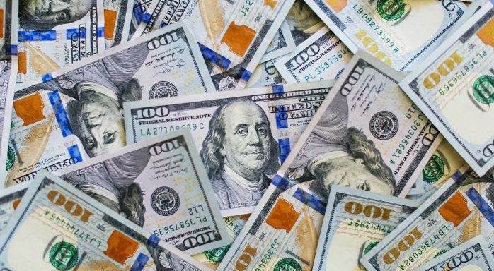 El dólar blue y el MEP perforaron el piso de los $1.000: los factores que provocaron la caída | Economía