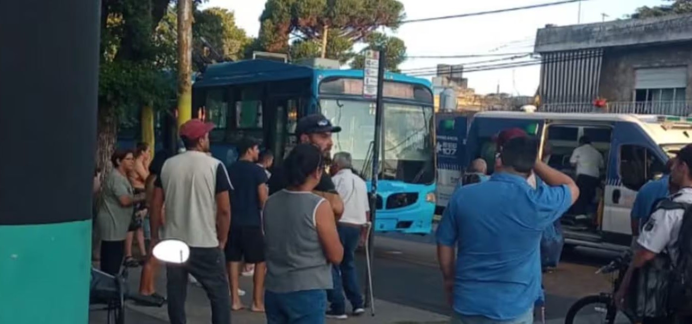 El colectivero baleado en Rosario continúa crítico y la UTA define si mantiene el paro | Actualidad