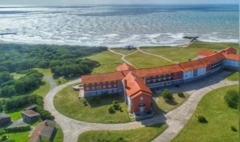 Polémica por el cierre de los hoteles de Embalse y Chapadmalal | Actualidad