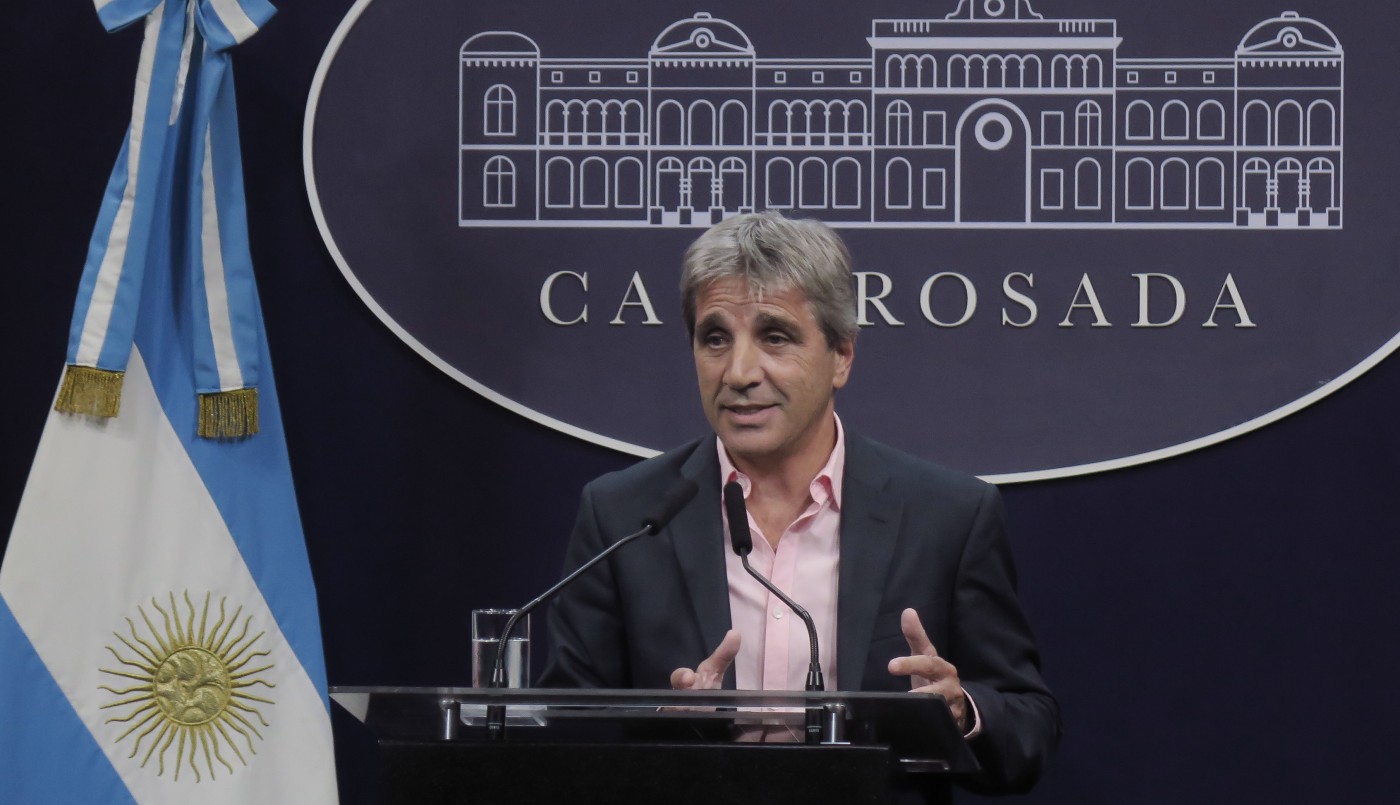 El Gobierno logró superávit fiscal por segundo mes consecutivo: fuerte baja del gasto público | Economía