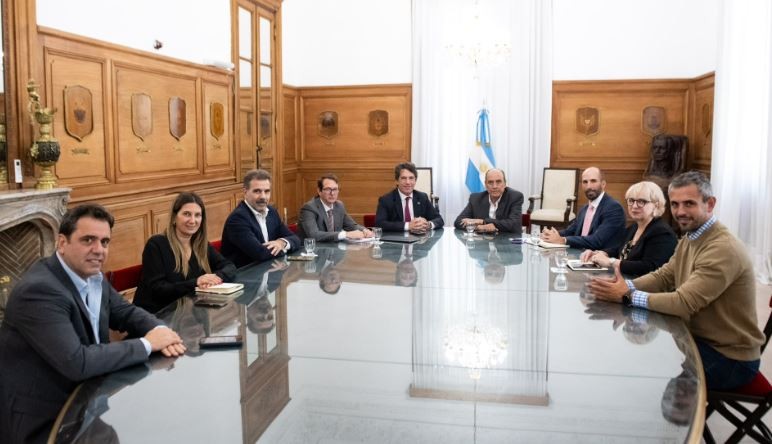 Negociaciones por la Ley Bases: Guillermo Francos recibió a Jorge Macri y a Cristian Ritondo | Política