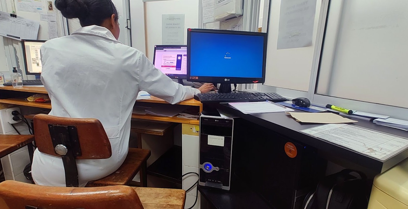 Alianza sostenible: el Hospital de Clínicas se une a Fundación Equidad para informatizar sectores clave con PCs recicladas | Actualidad