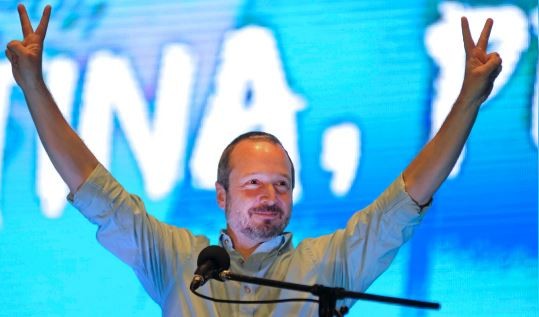 Kicillof designó a Sabbatella al frente del Comité de Cuenca del Río Reconquista | Política