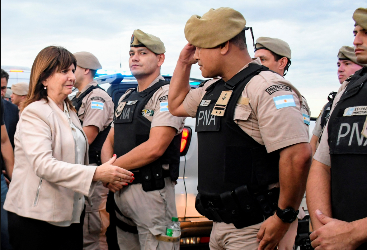 Bullrich avanza con las reformas en seguridad y se diferencia de Villarruel | Política