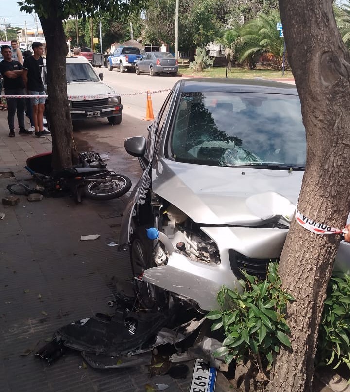 Córdoba: un hombre atropelló a dos ladrones que le robaron a su pareja | Actualidad