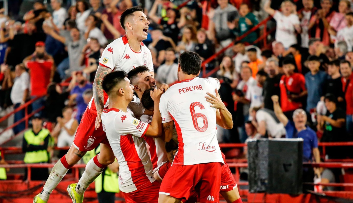 Huracán sorprendió a River y lo bajó de la punta | Deportes