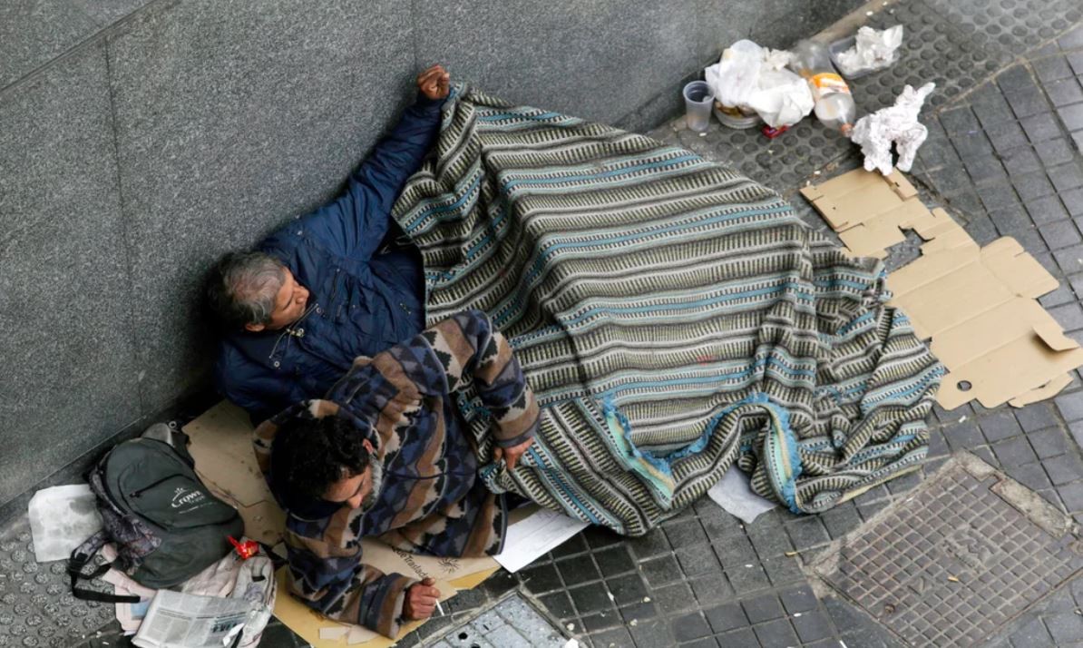 Cierra un trimestre para el olvido: recesión, inflación, pérdida de empleos y caída del consumo | Economía