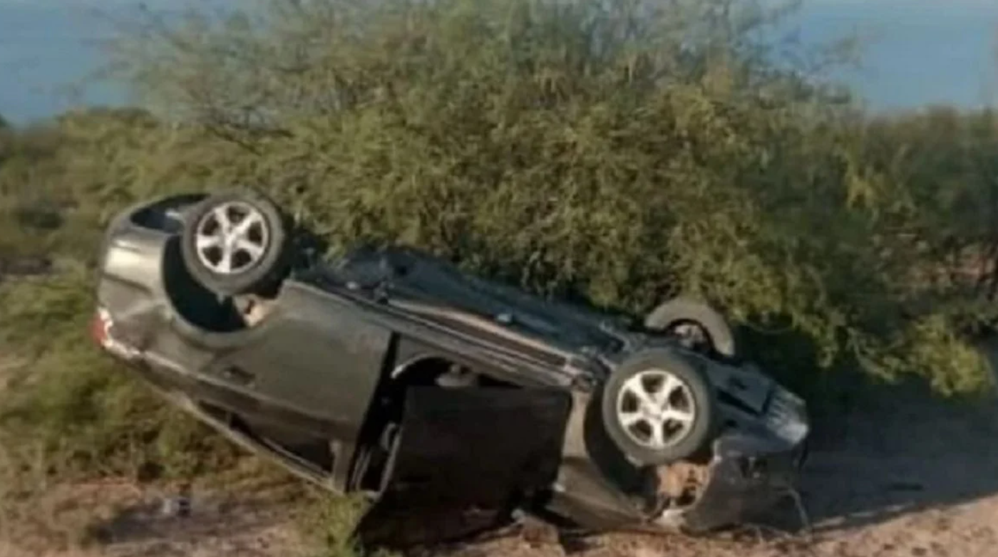 Dejó abandonado a sus dos hijos tras robar un auto y volcar | Actualidad
