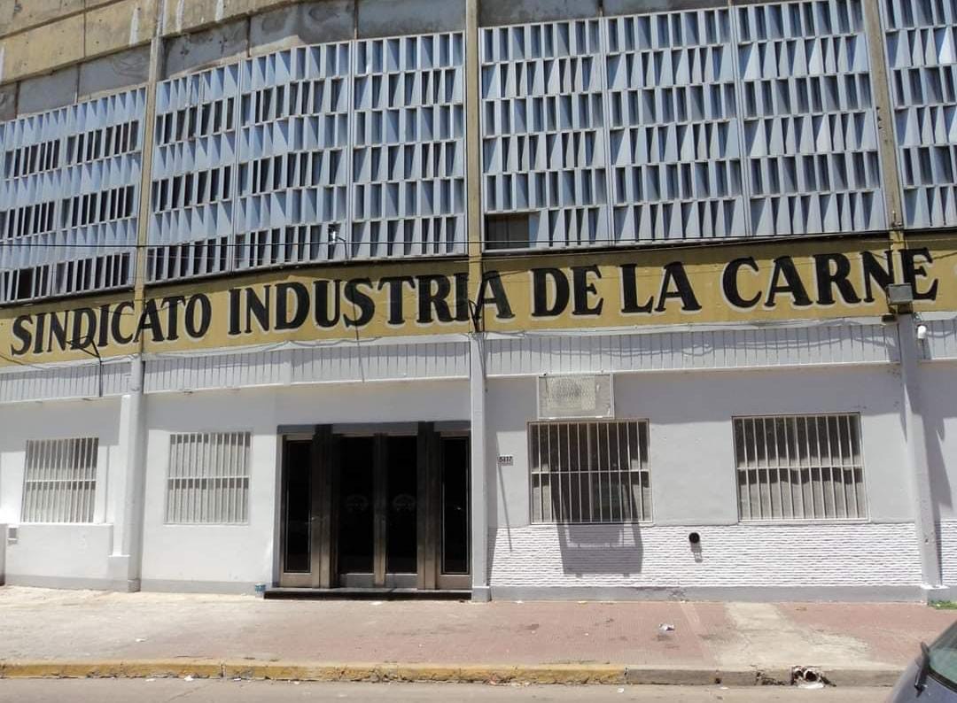 Rosario: Balearon y quemaron el frente del Sindicato de la Carne | Actualidad